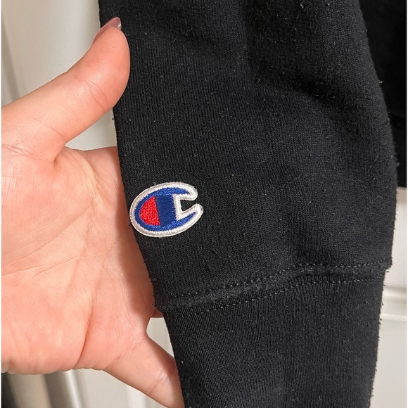 Champion sweatshirt - Picture 2 of 4